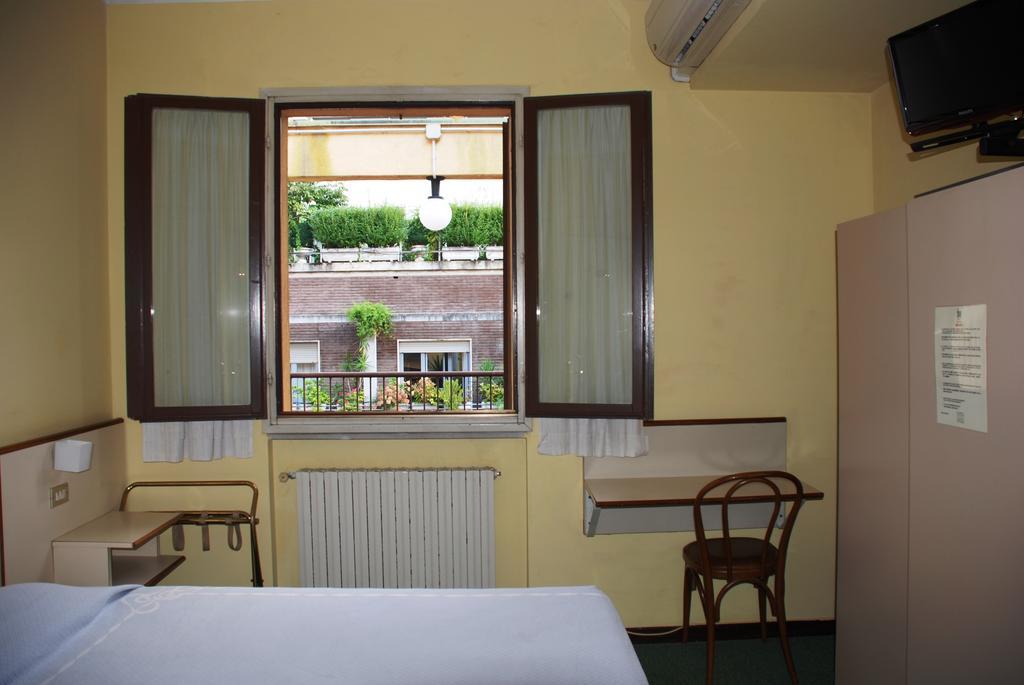 Hotel Boston Milano Eksteriør billede